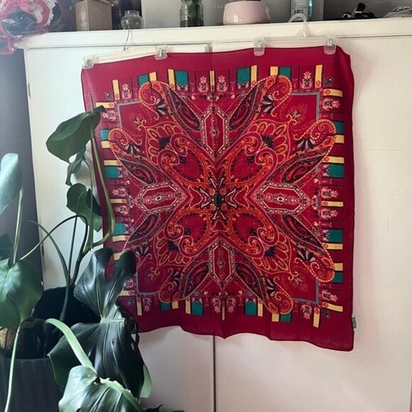 Farfalla Seta 100% Wool Scarf - Picture 1 of 5